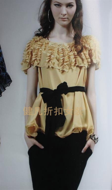 品牌女装有哪些品牌 187803_2012326162401481.jpg