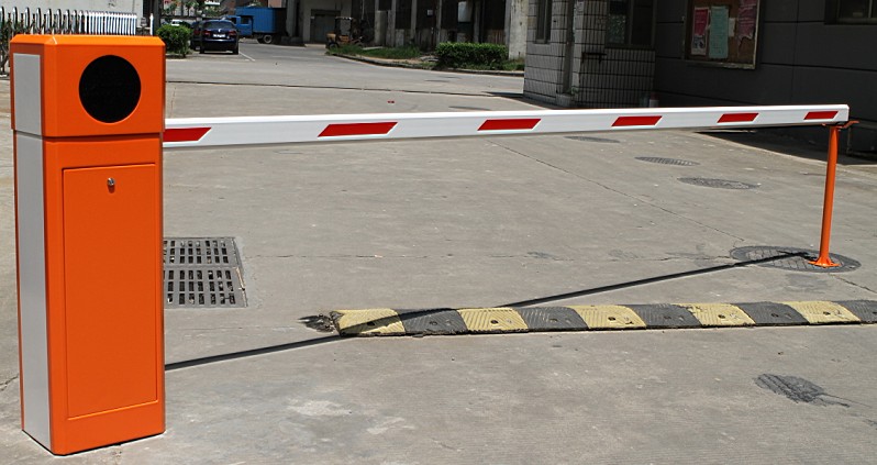 供应显示屏道闸3高清图片 高清大图